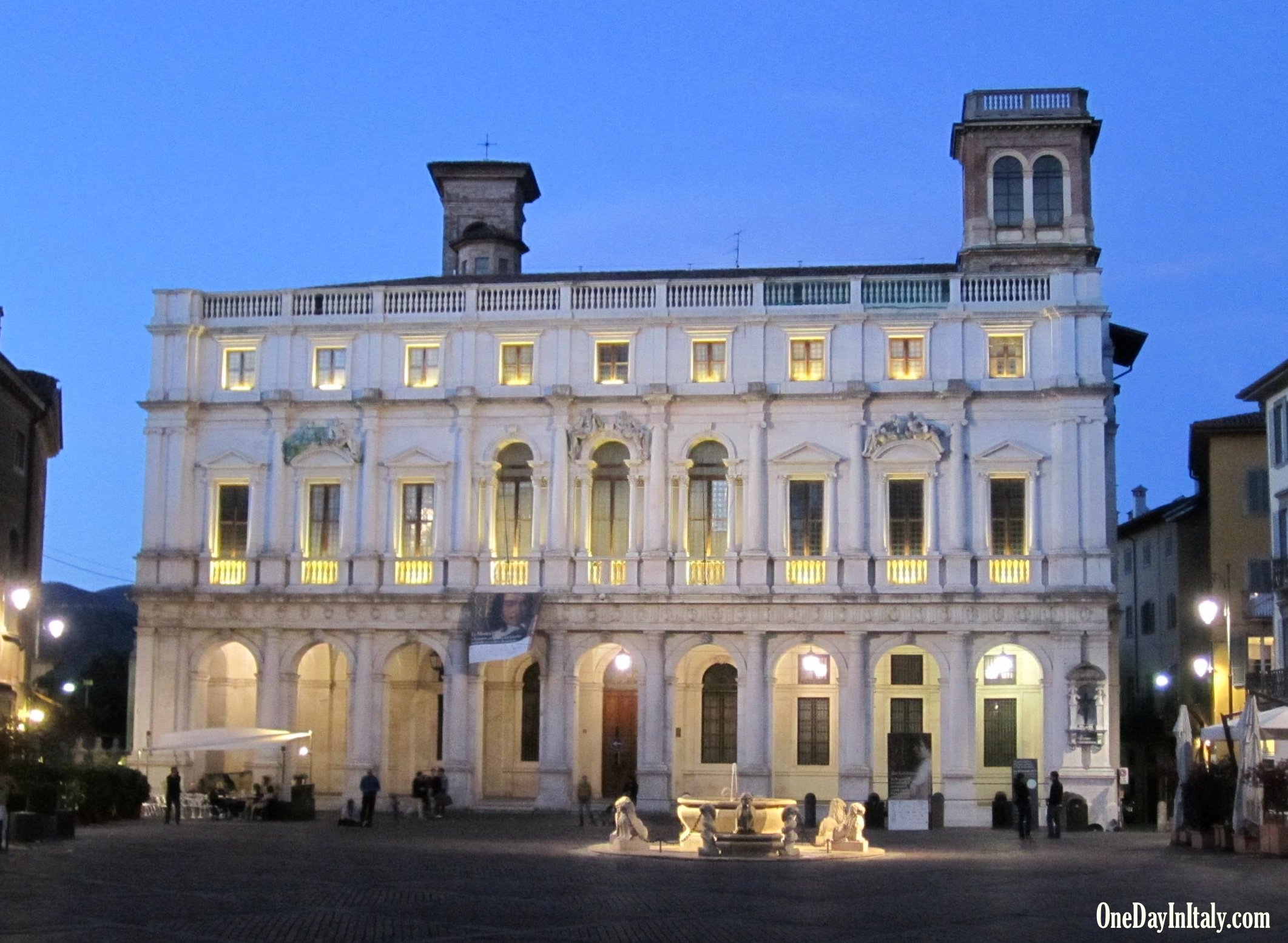 Palazzo Nuovo (Biblioteca Angelo Mai)